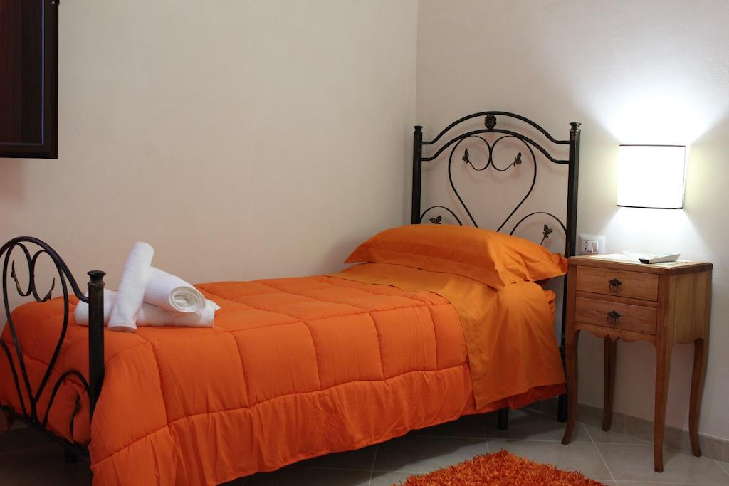 Bed and Breakfast Baglio Bellavista Torre Nubia Habitación foto