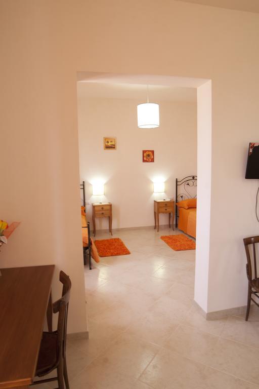 Bed and Breakfast Baglio Bellavista Torre Nubia Habitación foto